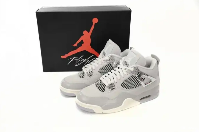 Kick Theory Jordan Frozen Moments 4 WMNS Air AQ9129-001 0501